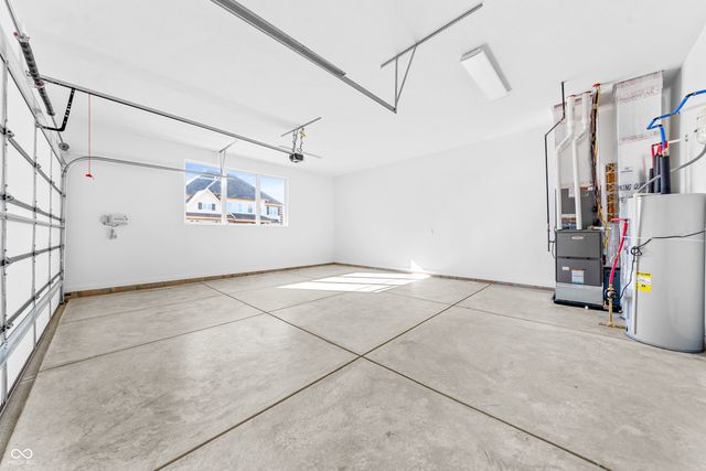 4248 Stone Lake Drive, Zionsville, IN 46077