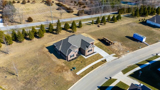 4248 Stone Lake Drive, Zionsville, IN 46077