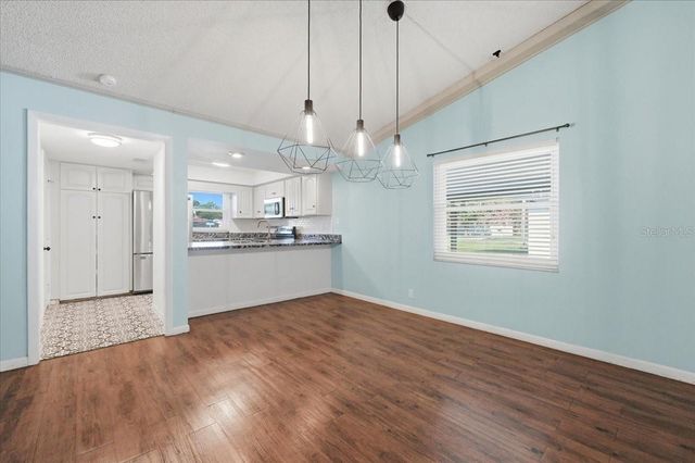 430 HILLCREST DRIVE SE, Winter Haven, FL 33884