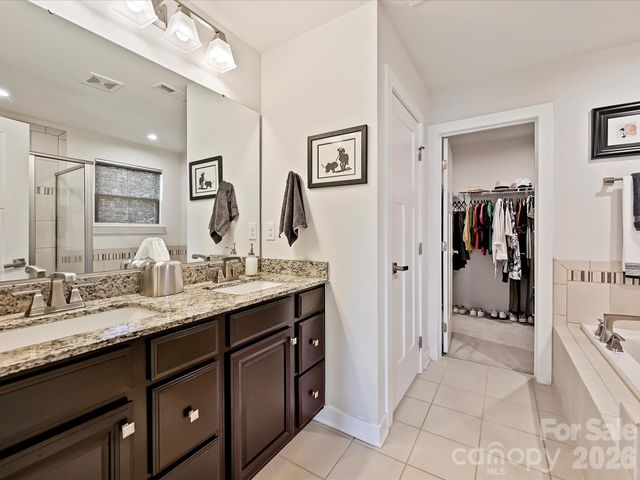 10440 Paper Birch Drive, Charlotte, NC 28215