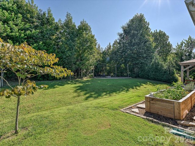 10440 Paper Birch Drive, Charlotte, NC 28215