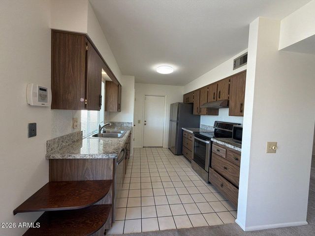 10201 W SUTTERS GOLD Lane, Sun City, AZ 85351