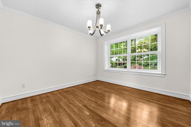 8927 CROMWELL DR, Springfield, VA 22151