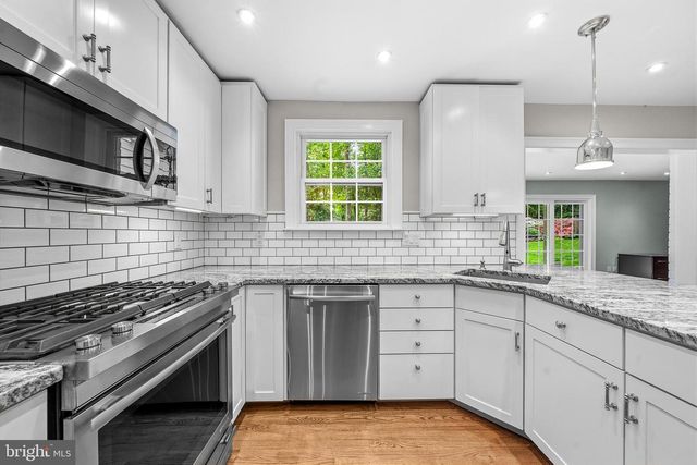 8927 CROMWELL DR, Springfield, VA 22151