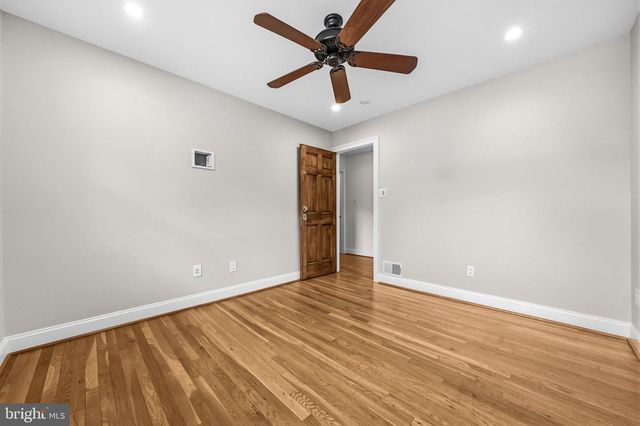 8927 CROMWELL DR, Springfield, VA 22151