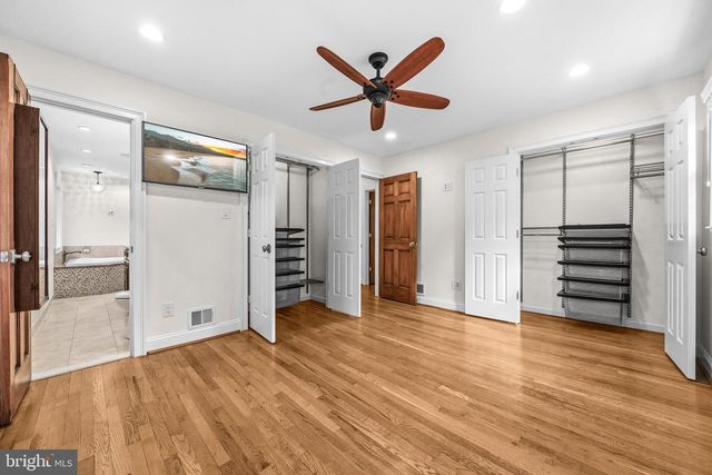 8927 CROMWELL DR, Springfield, VA 22151