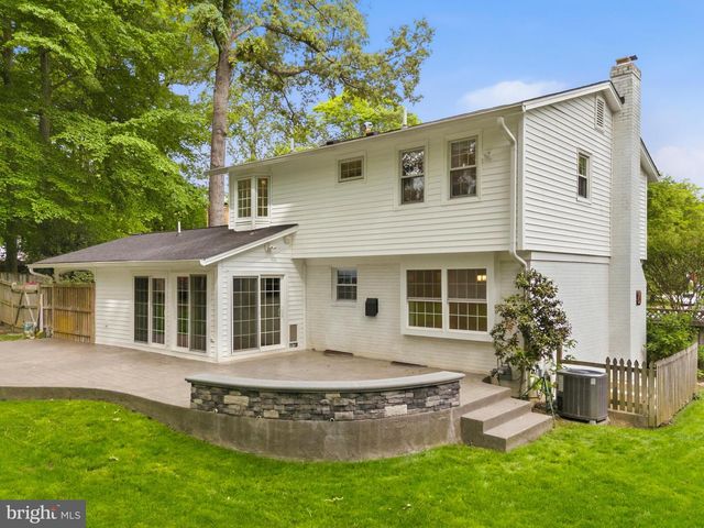 8927 CROMWELL DR, Springfield, VA 22151