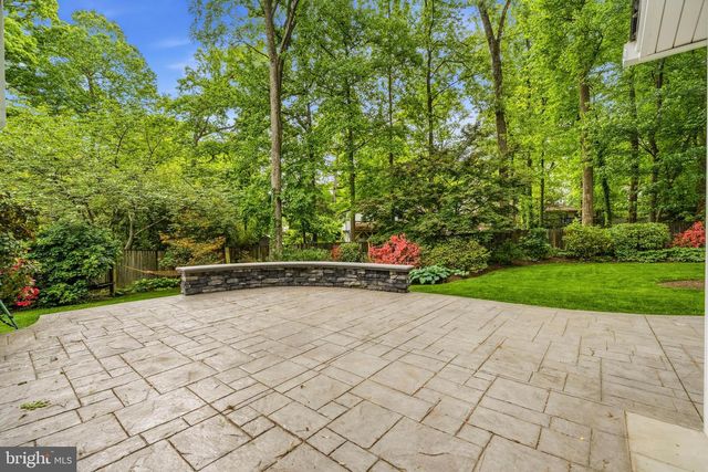 8927 CROMWELL DR, Springfield, VA 22151