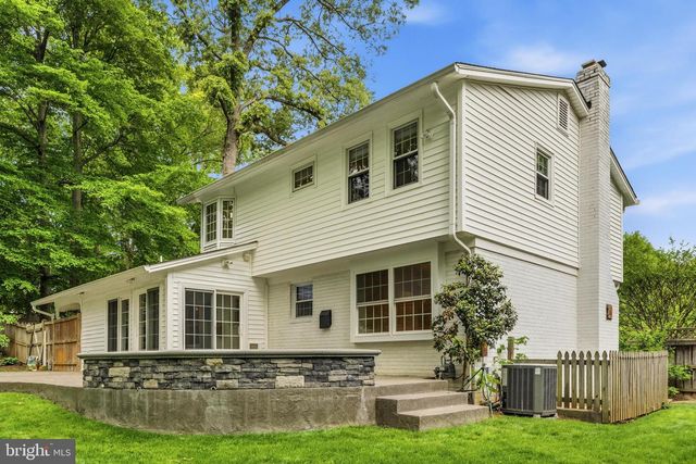 8927 CROMWELL DR, Springfield, VA 22151