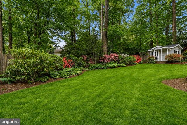 8927 CROMWELL DR, Springfield, VA 22151