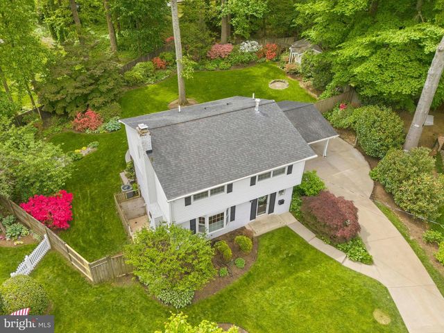 8927 CROMWELL DR, Springfield, VA 22151