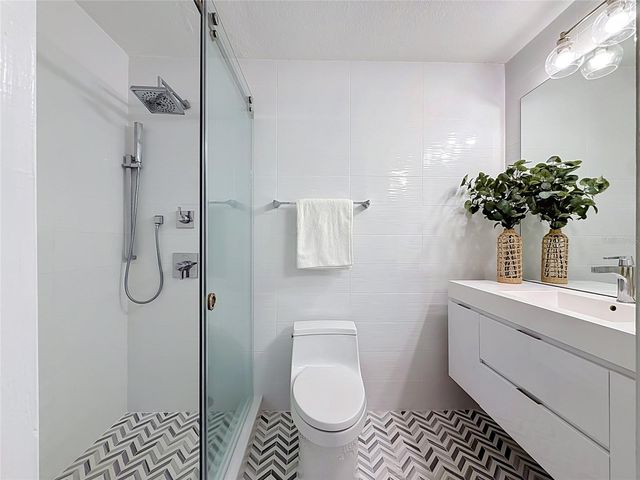 2931 ALTON DRIVE, St Pete Beach, FL 33706