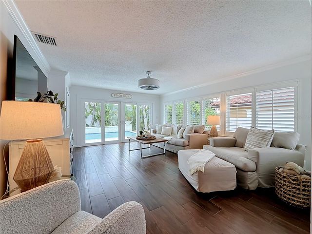 2931 ALTON DRIVE, St Pete Beach, FL 33706