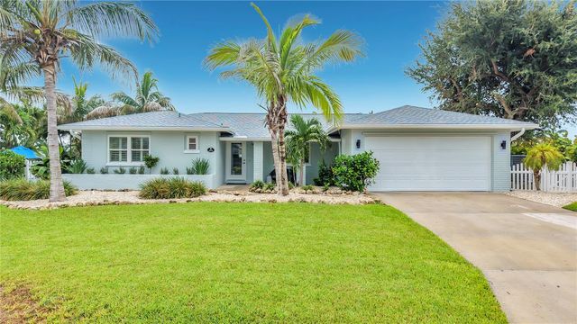 2931 ALTON DRIVE, St Pete Beach, FL 33706