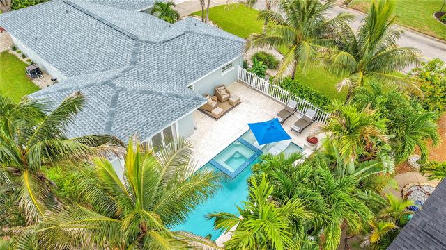 2931 ALTON DRIVE, St Pete Beach, FL 33706