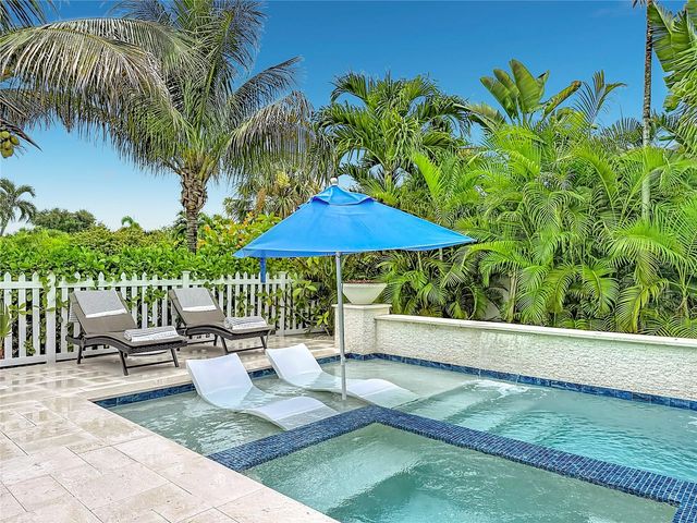 2931 ALTON DRIVE, St Pete Beach, FL 33706