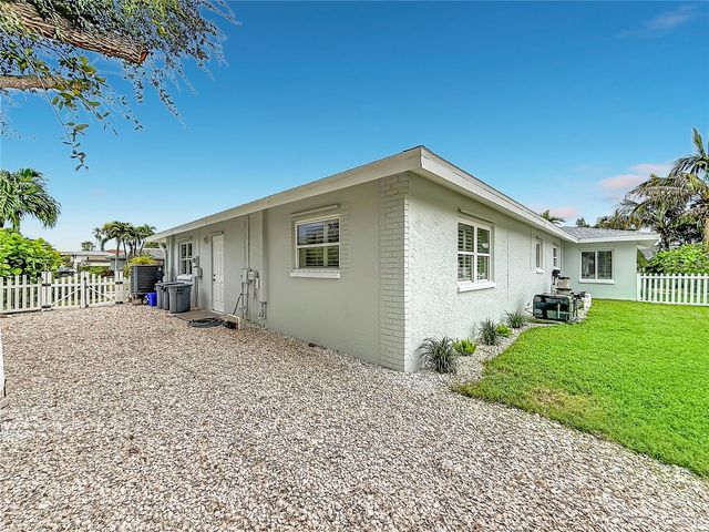 2931 ALTON DRIVE, St Pete Beach, FL 33706