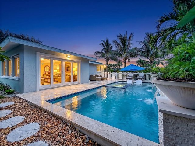 2931 ALTON DRIVE, St Pete Beach, FL 33706