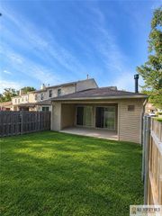 194 Yorkshire Court, Old Bridge, NJ 08857