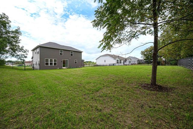 706 Arbor Ridge DRIVE, Delavan, WI 53115