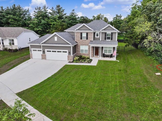 706 Arbor Ridge DRIVE, Delavan, WI 53115