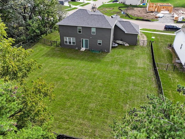 706 Arbor Ridge DRIVE, Delavan, WI 53115