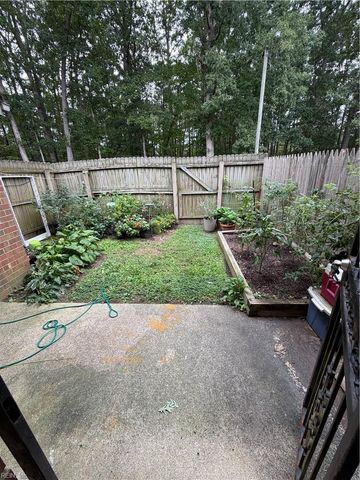 368 Deputy Ln Unit E, Newport News, VA 23608