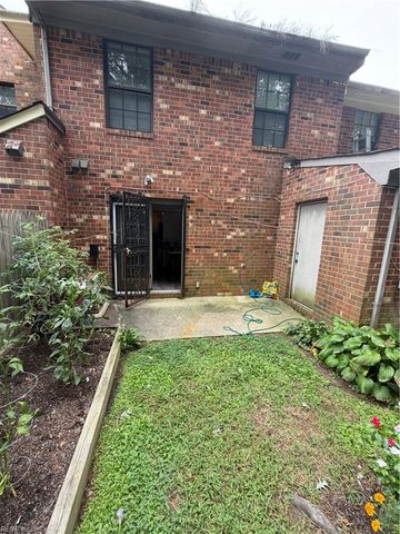 368 Deputy Ln Unit E, Newport News, VA 23608