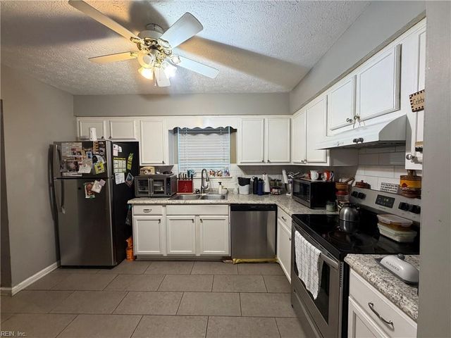 368 Deputy Ln Unit E, Newport News, VA 23608