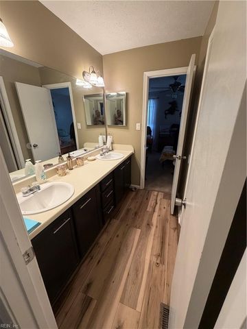 368 Deputy Ln Unit E, Newport News, VA 23608