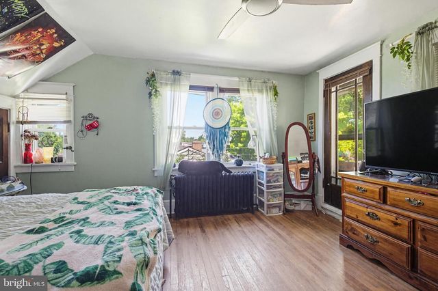 306 E HIGH ST, Manheim, PA 17545