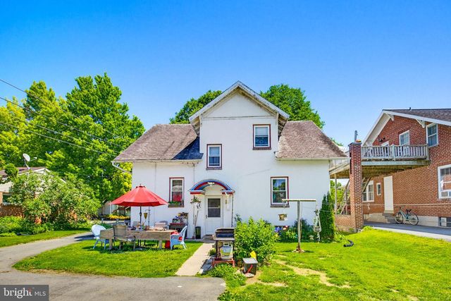 306 E HIGH ST, Manheim, PA 17545