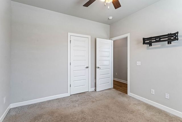 1340 Cittadella Avenue, Tontitown, AR 72762