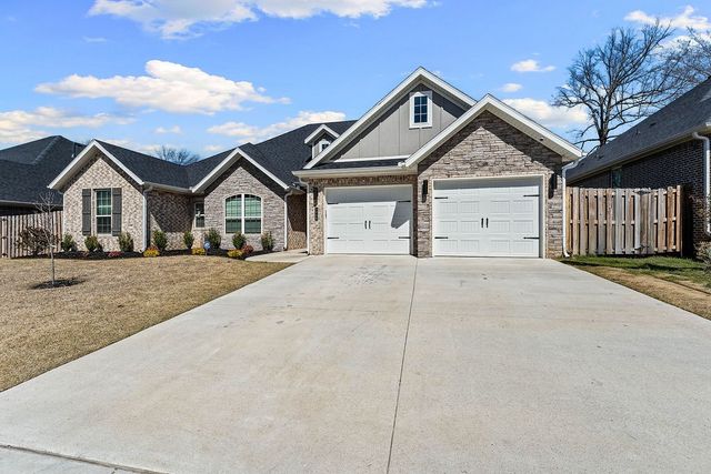 1340 Cittadella Avenue, Tontitown, AR 72762