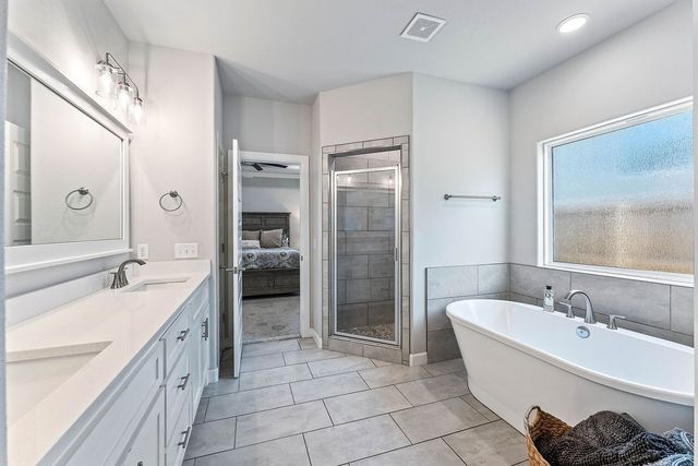 1340 Cittadella Avenue, Tontitown, AR 72762