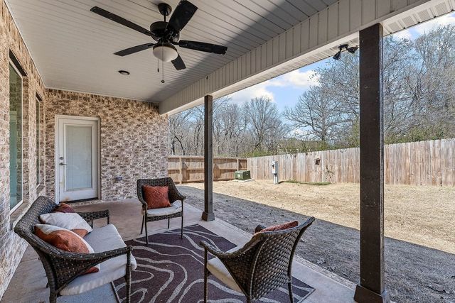 1340 Cittadella Avenue, Tontitown, AR 72762