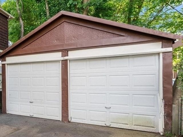 9 Henry St. 1, Brookline, MA 02445