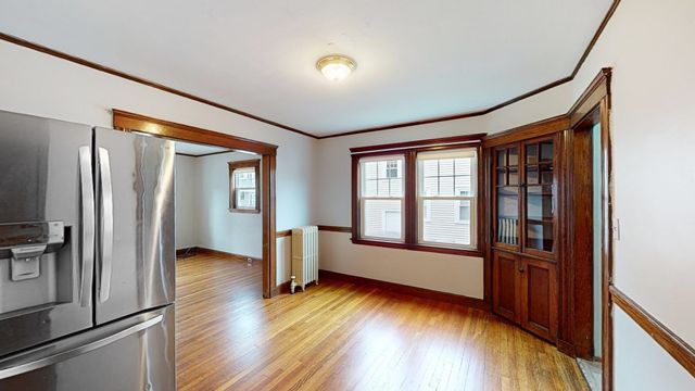 9 Henry St. 1, Brookline, MA 02445