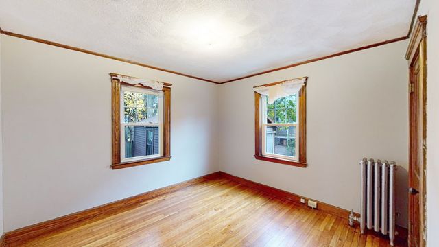 9 Henry St. 1, Brookline, MA 02445