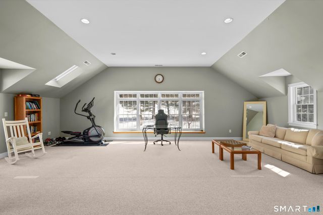 39 Nettleton Drive, Woodbridge, CT 06525