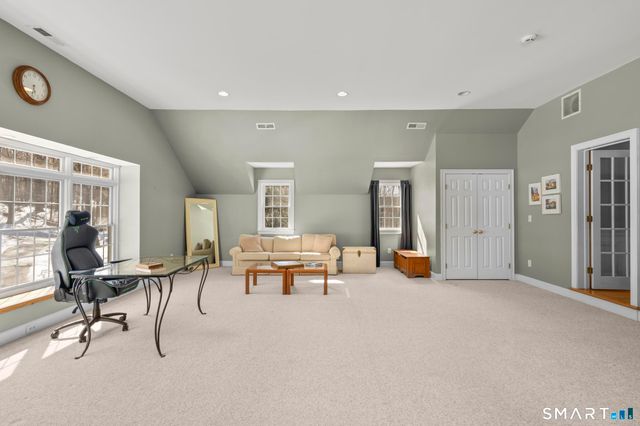 39 Nettleton Drive, Woodbridge, CT 06525