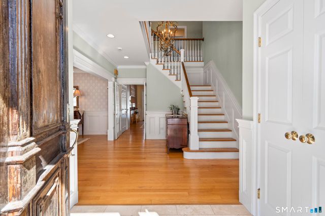 39 Nettleton Drive, Woodbridge, CT 06525