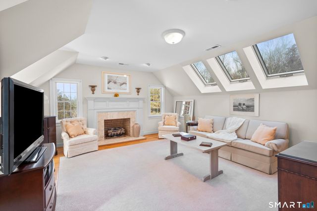 39 Nettleton Drive, Woodbridge, CT 06525