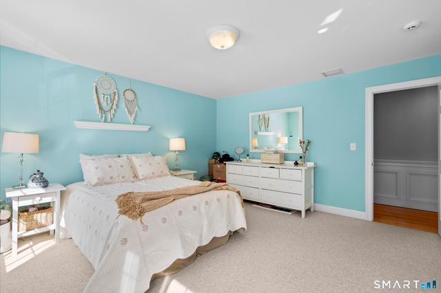 39 Nettleton Drive, Woodbridge, CT 06525