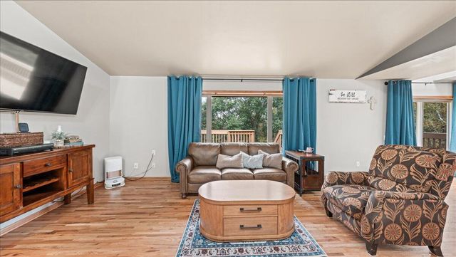 S5773 Reality ROAD, Viola, WI 54664