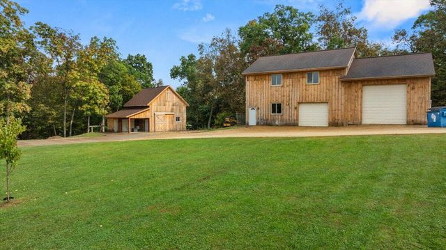 S5773 Reality ROAD, Viola, WI 54664