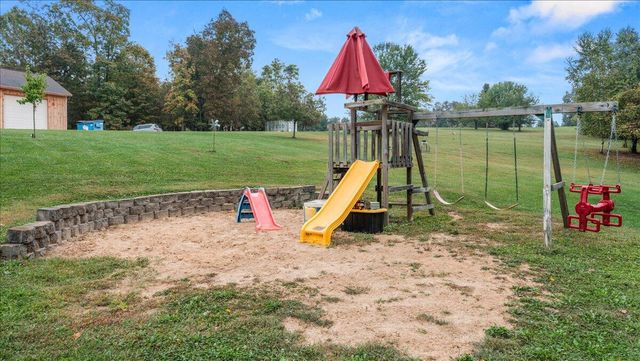 S5773 Reality ROAD, Viola, WI 54664