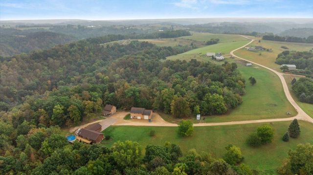 S5773 Reality ROAD, Viola, WI 54664