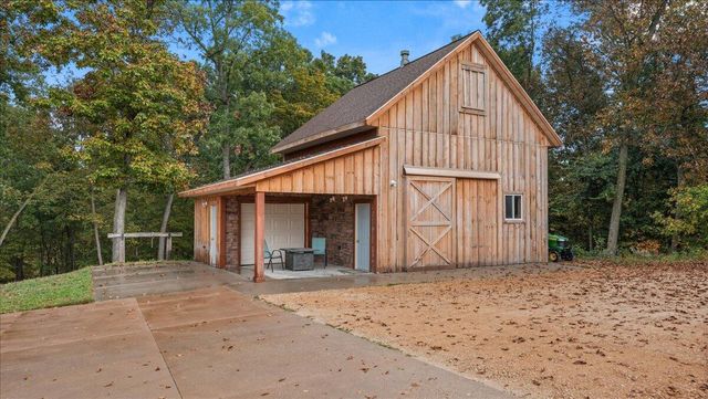S5773 Reality ROAD, Viola, WI 54664