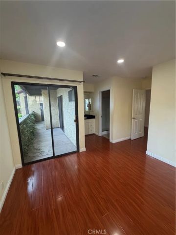 25611 Indian Hill, Laguna Hills, CA 92653